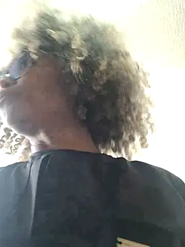 BiiancaEstradaa online show from 28, 9, 2025