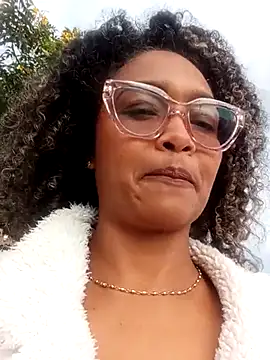 BiiancaEstradaa online show from 18, 4, 2026