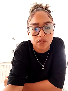 BiiancaEstradaa online show from 6, 3, 2026