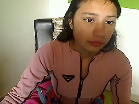 akamesweet online show from 4, 11, 2025