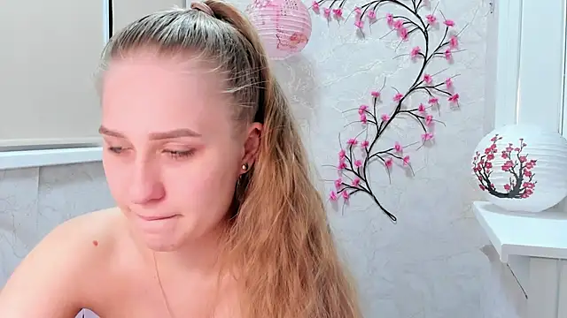 sofamuffin online show from 18, 3, 2026