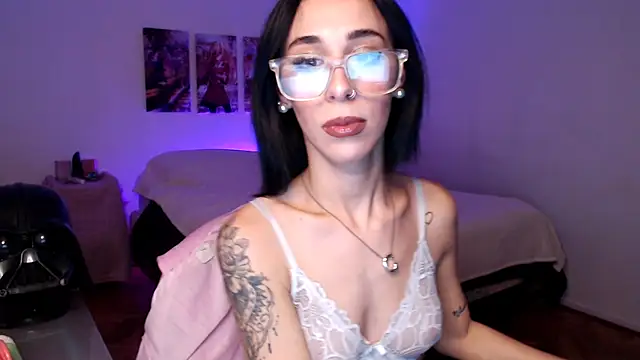 Sofia Amour online show from 16, 9, 2025