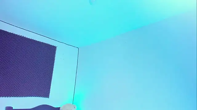 Ellope  online show from 12, 11, 2025