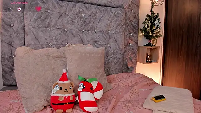 Seraphyne666 online show from 21, 11, 2025