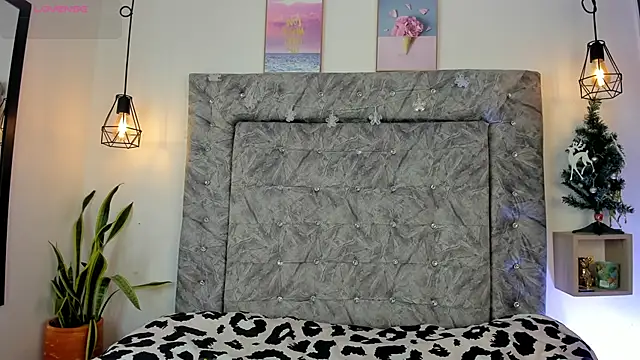 Seraphyne666 online show from 27, 11, 2025