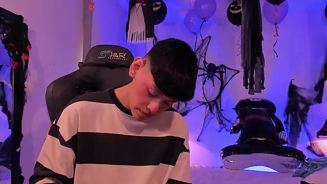 zeus blaze online show from 14, 10, 2025