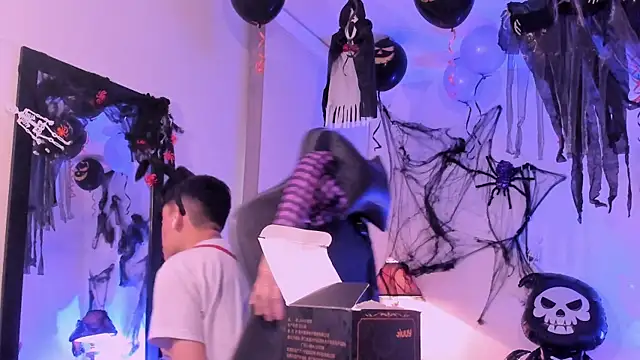 zeus blaze online show from 9, 10, 2025