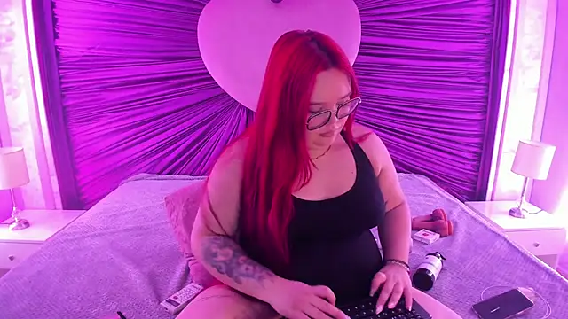 Snapshot of Lushi_Love chatting on 15, 5, 2026 Lushi Love online show from 15, 5, 2026