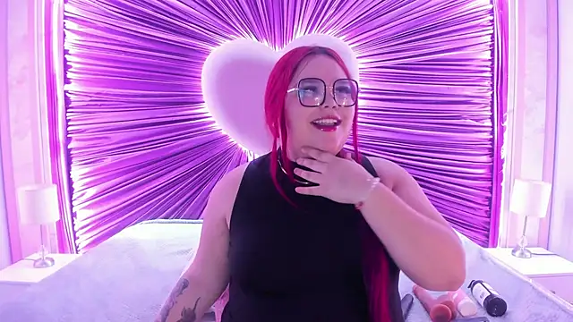 Snapshot of Lushi_Love chatting on 25, 5, 2026 Lushi Love online show from 25, 5, 2026
