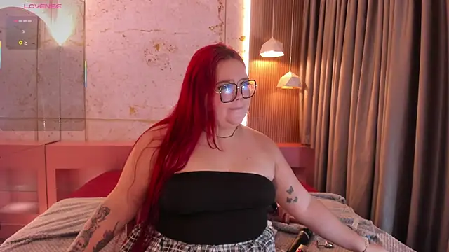 Snapshot of Lushi_Love chatting on 24, 5, 2026 Lushi Love online show from 24, 5, 2026