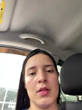 Mia jhoonson online show from 8, 1, 2026