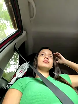 Mia jhoonson online show from 3, 10, 2025