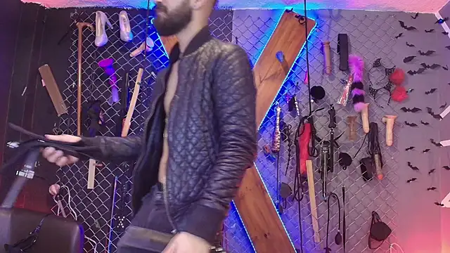 Warick and Aria bdsm  online show from 12, 11, 2025