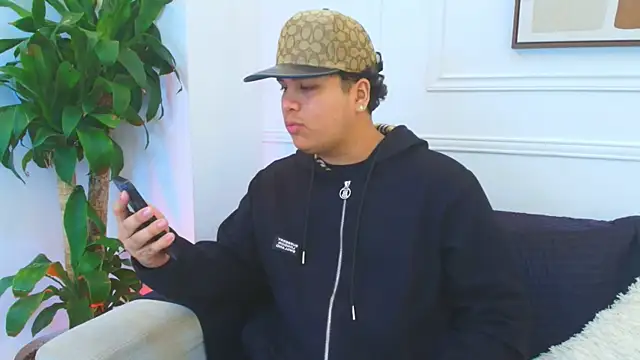 Naim Bennetsex online show from 12, 1, 2026