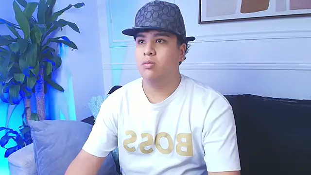 Snapshot of Naim_Bennetsex chatting on 14, 10, 2025 Naim Bennetsex online show from 14, 10, 2025