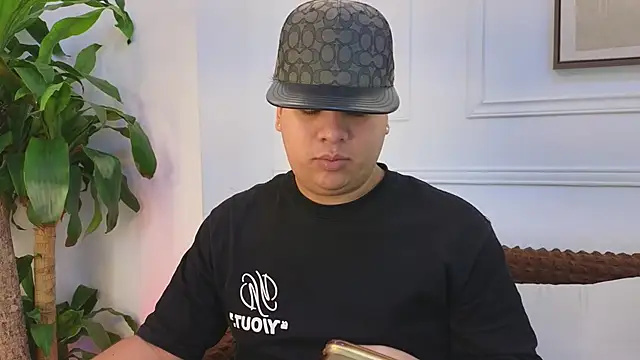 Naim Bennetsex online show from 11, 4, 2026