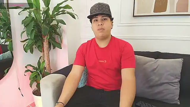 Snapshot of Naim_Bennetsex chatting on 30, 10, 2025 Naim Bennetsex online show from 30, 10, 2025