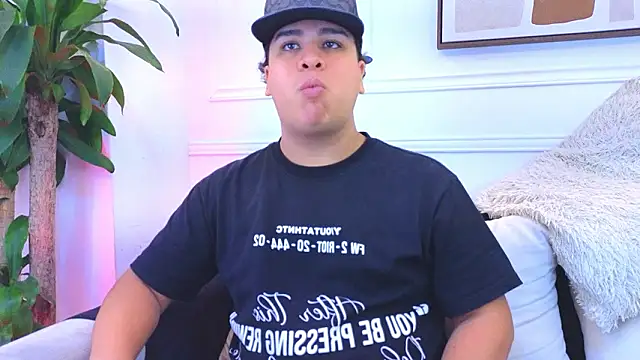 Naim Bennetsex online show from 24, 2, 2026