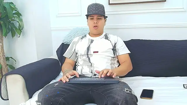 Snapshot of Naim_Bennetsex chatting on 11, 10, 2025 Naim Bennetsex online show from 11, 10, 2025