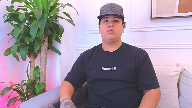 Naim Bennetsex online show from 21, 2, 2026