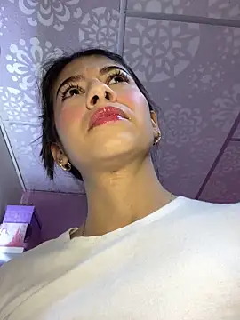 Lenapink19 online show from 1, 3, 2026