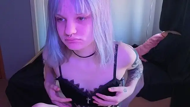 Elieiza xo online show from 2, 4, 2026