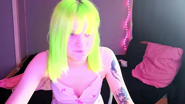 Elieiza xo online show from 22, 4, 2026