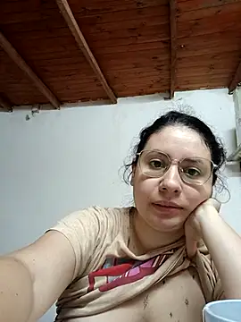 Snapshot of marmary84 chatting on 6, 5, 2026 marmary84 online show from 6, 5, 2026