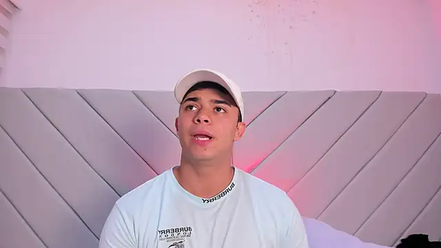 Snapshot of jayd_muscle chatting on 11, 10, 2025 jayd muscle online show from 11, 10, 2025