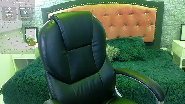 Natalie loffreda online show from 11, 11, 2025