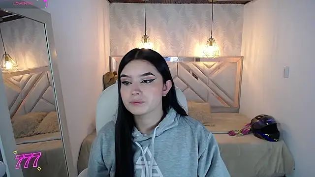 Natalie loffreda online show from 23, 3, 2026