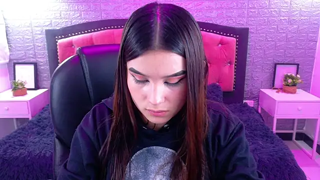 Natalie loffreda online show from 31, 10, 2025