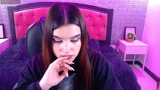 Natalie loffreda online show from 28, 10, 2025