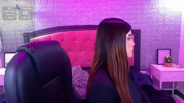 Natalie loffreda online show from 12, 11, 2025