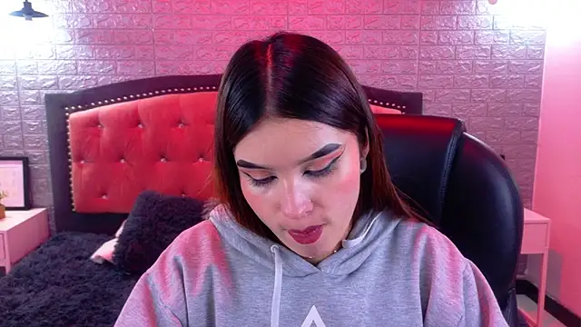 Natalie loffreda online show from 23, 10, 2025