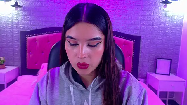 Natalie loffreda online show from 20, 12, 2025