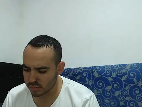 Ana ThiagoxX online show from 4, 2, 2026