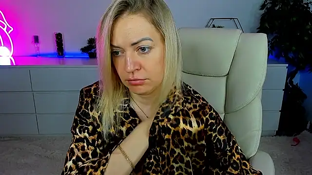 Anna Snows online show from 24, 10, 2025