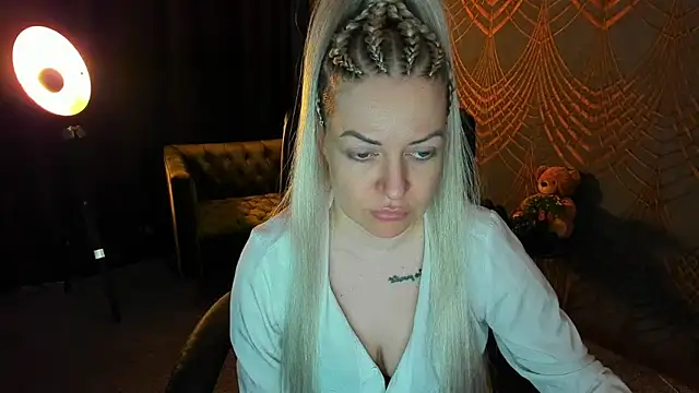 Anna Snows online show from 10, 4, 2026