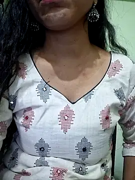 Snapshot of Telugu___Sexygirl___Naidu chatting on 5, 5, 2026 Telugu Sexygirl Naidu online show from 5, 5, 2026