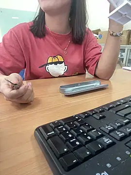 -NhaKy22 online show from 4, 4, 2026