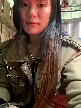 PhanHaa online show from 13, 11, 2025