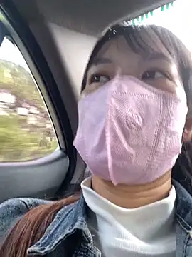 PhanHaa online show from 7, 11, 2025