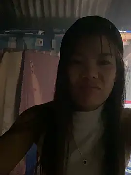 PhanHaa online show from 12, 11, 2025