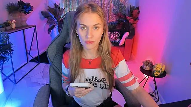 VanessaMates online show from 2, 10, 2025