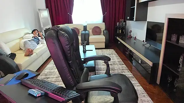 Ella sweety00 online show from 12, 3, 2026