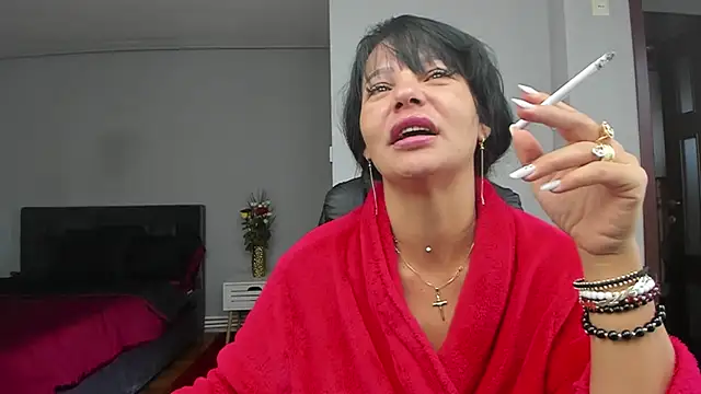 Snapshot of Ella_sweety00 chatting on 10, 10, 2025 Ella sweety00 online show from 10, 10, 2025