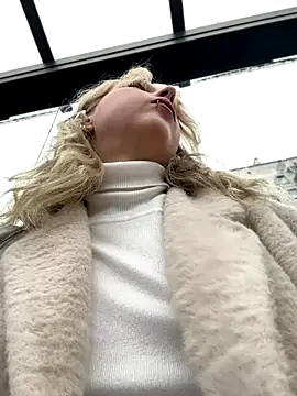 EveLittleSinner online show from 24, 10, 2025