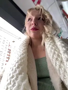 EveLittleSinner online show from 13, 10, 2025