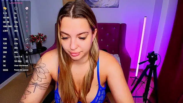 Emma  Ross online show from 10, 7, 2026